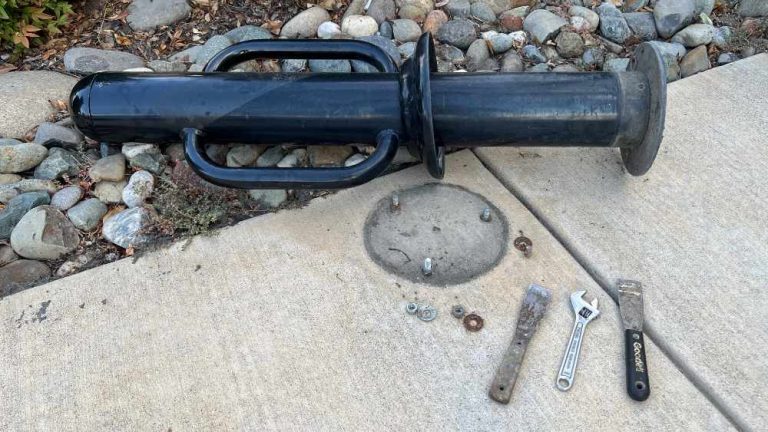 BikeRackMap.com member reveals how easy it is to steal your bike AND the rack it’s locked to!